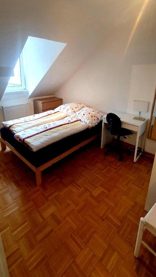 Privat Zimmer In Bad Homburg Bei Kurhaus Bad Homburg vor der Höhe Eksteriør bilde
