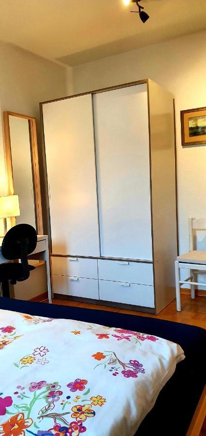 Privat Zimmer In Bad Homburg Bei Kurhaus Bad Homburg vor der Höhe Eksteriør bilde